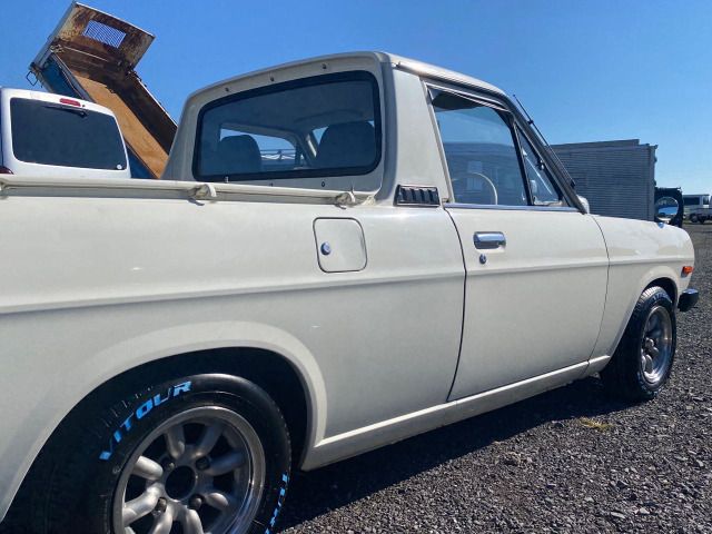 Nissan SUNNY TRUCK 1990-11 188840-8