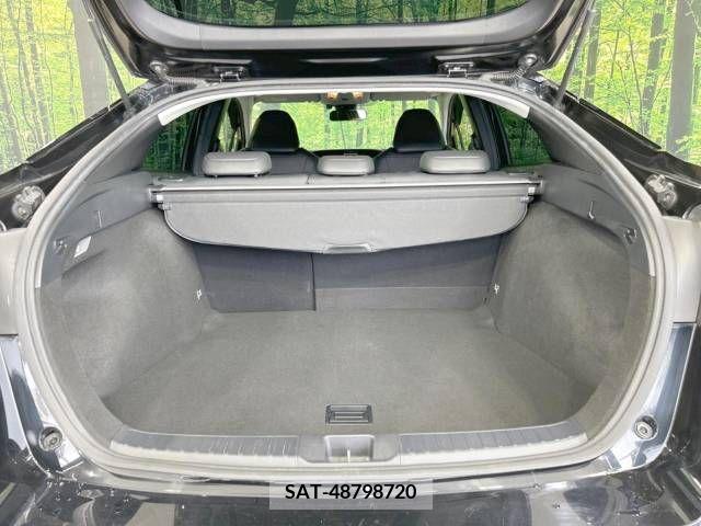 Toyota PRIUS 2019-07 281774-10