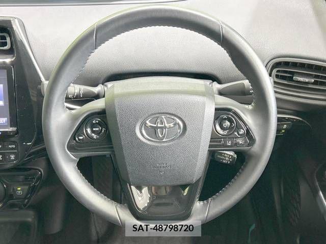 Toyota PRIUS 2019-07 281774-11