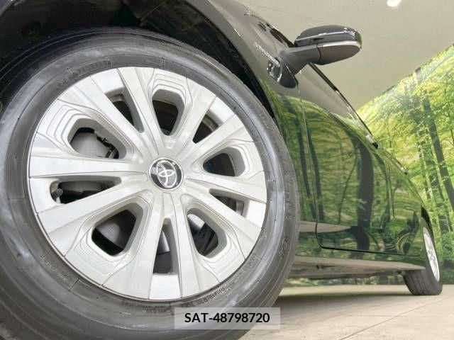 Toyota PRIUS 2019-07 281774-13