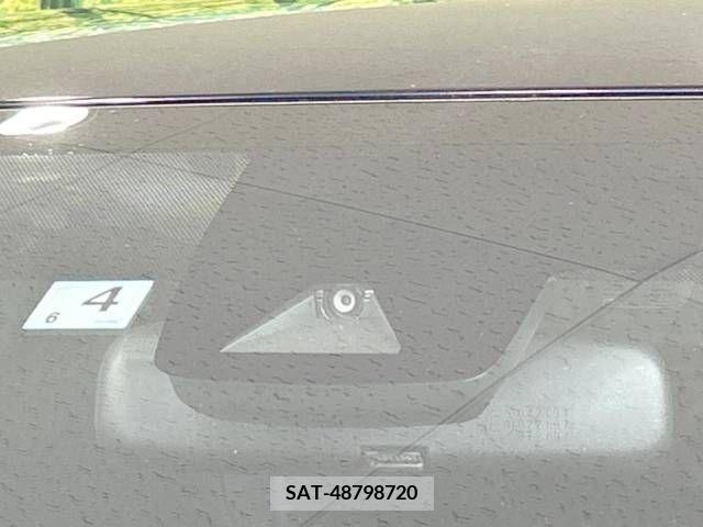 Toyota PRIUS 2019-07 281774-2