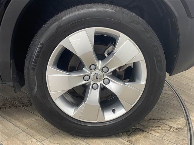 Volvo XC40 2018-11 21761-17
