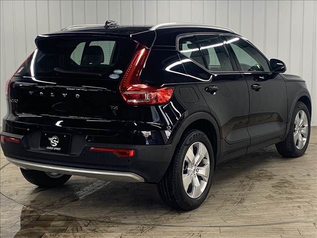 Volvo XC40 2018-11 21761-15