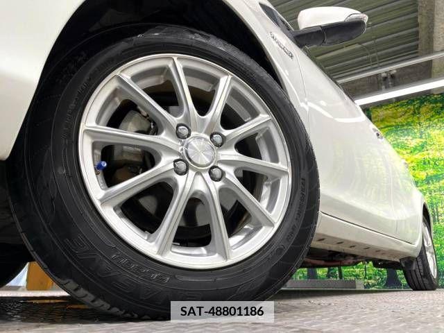 Toyota AQUA 2013-05 356159-13