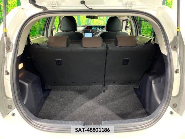 Toyota AQUA 2013-05 356159-10
