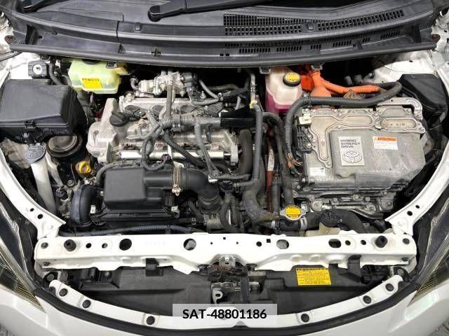 Toyota AQUA 2013-05 356159-18