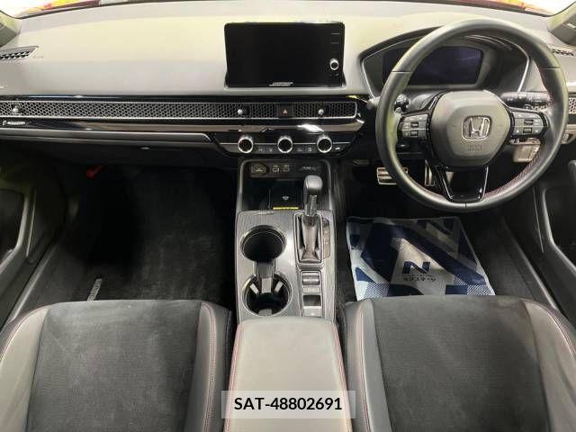 Honda CIVIC 2021-08 212474-1