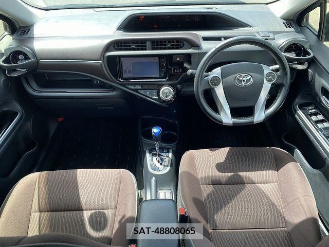 Toyota AQUA 2015-05 237881-9