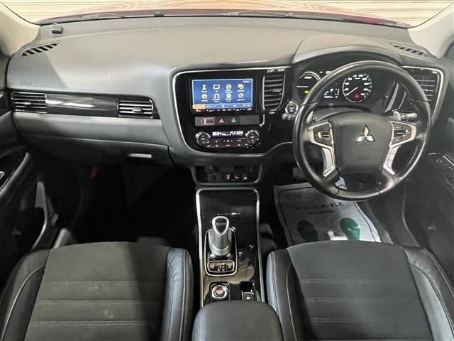 Mitsubishi OUTLANDER PHEV 2018-02 3746-25
