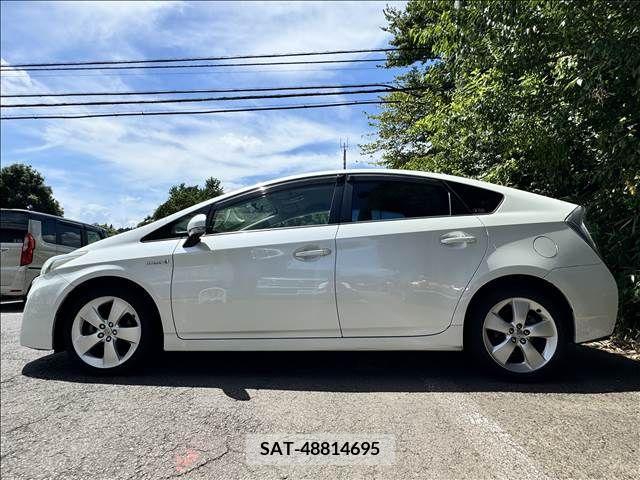 Toyota PRIUS 2010-09 366681-5