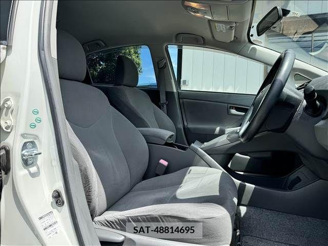 Toyota PRIUS 2010-09 366681-8