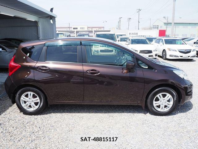 Nissan NOTE 2014-12 279919-4