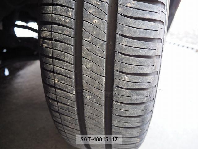 Nissan NOTE 2014-12 279919-23