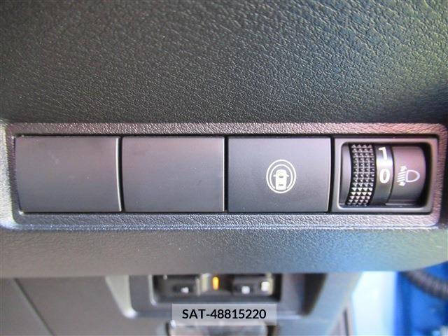 Nissan NOTE 2021-03 212514-23