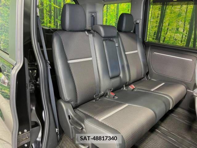 Honda e 2015-06 377367-4