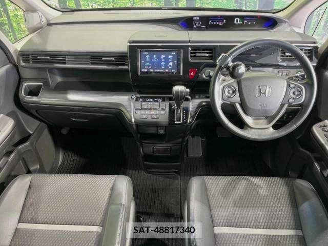 Honda e 2015-06 377367-1