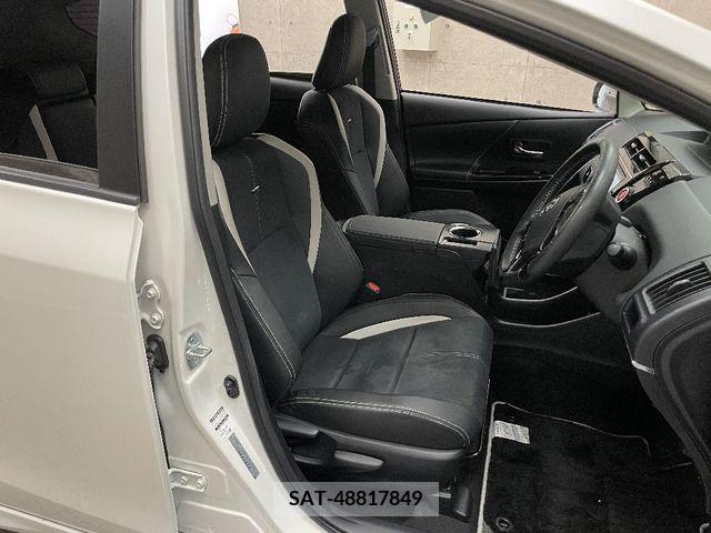 Toyota PRIUS ALPHA 2017-03 242707-3