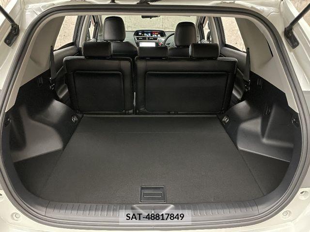 Toyota PRIUS ALPHA 2017-03 242707-7