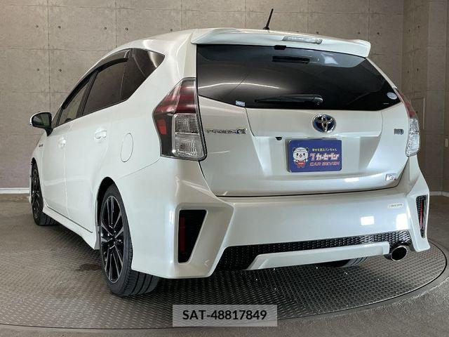 Toyota PRIUS ALPHA 2017-03 242707-10