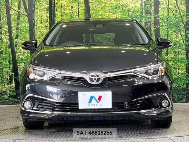 Toyota AURIS 2016-09 356695-14