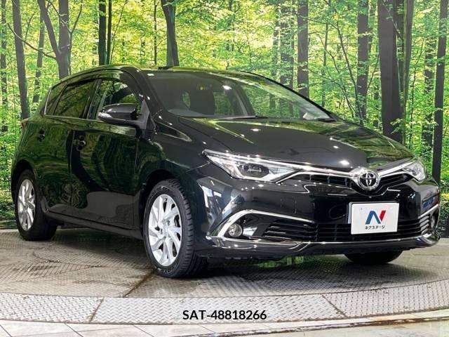 Toyota AURIS 2016-09 356695-16