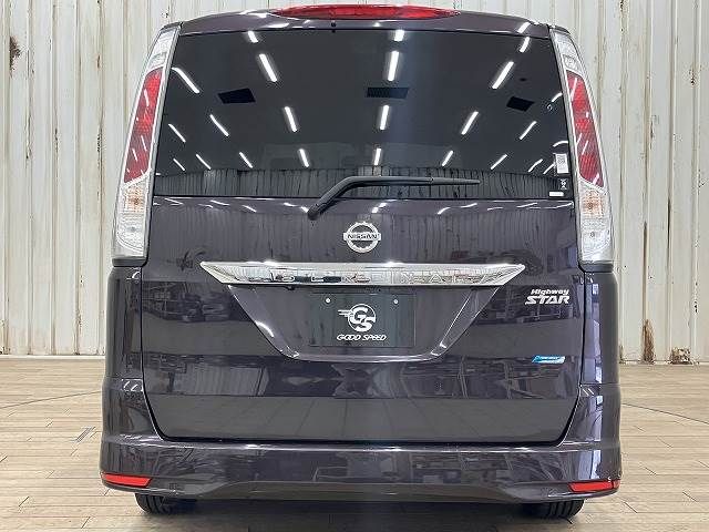 Nissan SERENA 2011-08 27072-12