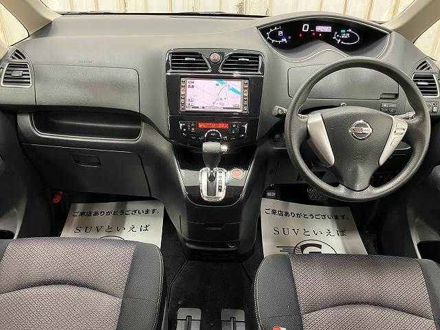 Nissan SERENA 2011-08 27072-1