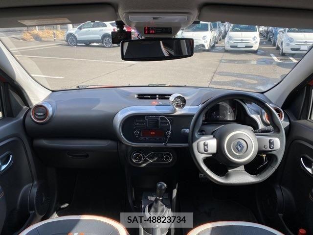 Renault TWINGO 2019-11 283130-14