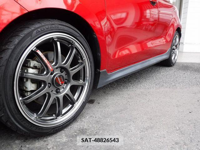 Suzuki SWIFT 2018-05 320809-7