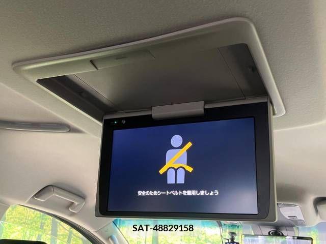 Toyota VELLFIRE 2021-01 369858-2
