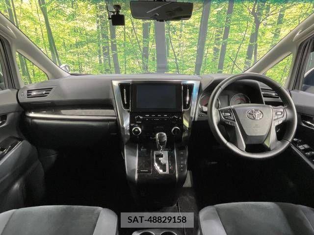 Toyota VELLFIRE 2021-01 369858-1