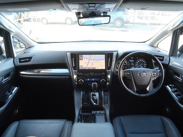 Toyota ALPHARD HYBRID 2022-05 192344-1