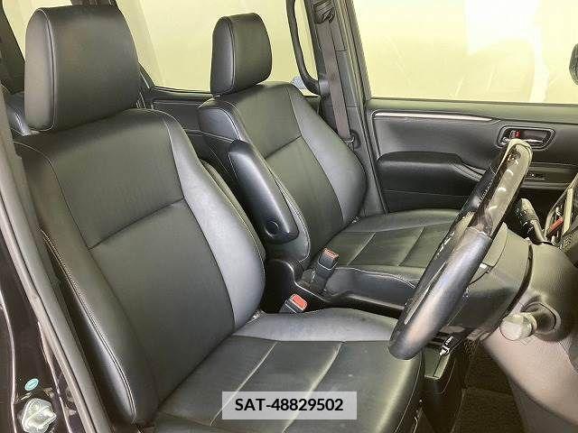 Toyota ESQUIRE 2016-03 345970-8