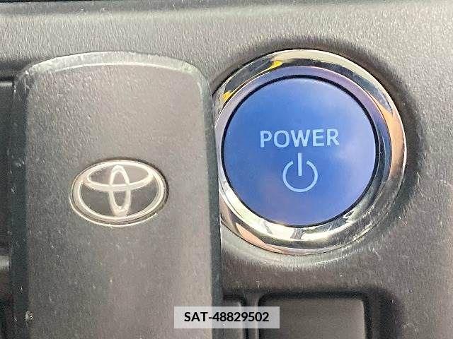 Toyota ESQUIRE 2016-03 345970-6