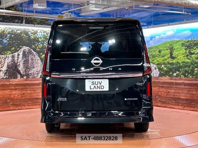 Nissan SERENA 2023-05 237487-15