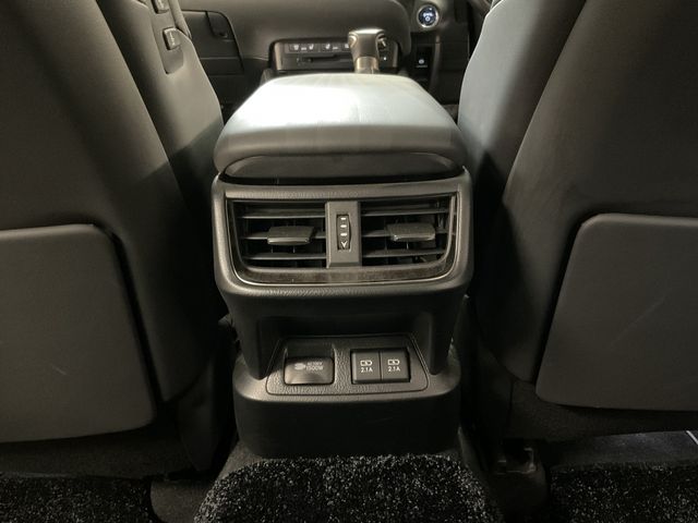 Lexus ES 2019-06 10933-18