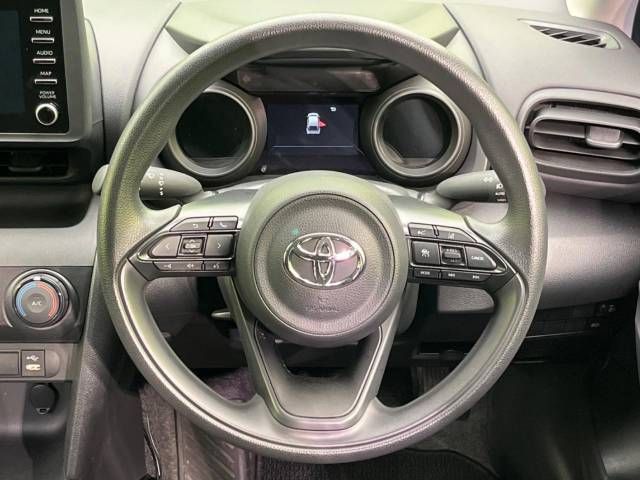 Toyota YARIS CROSS 2023-03 185103-11