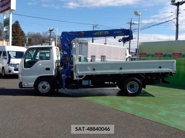 Isuzu ELF TRUCK 2015-11 253444-1