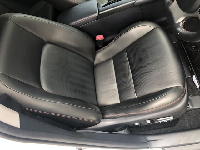 Lexus CT 2013-02 2766-6
