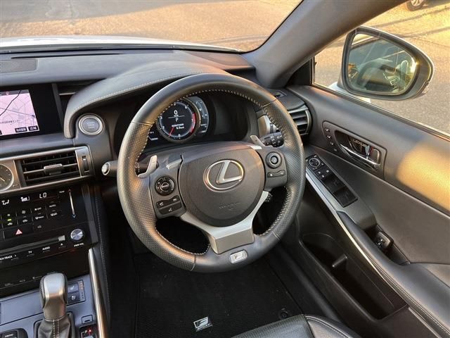 Lexus IS 2013-01 780-10
