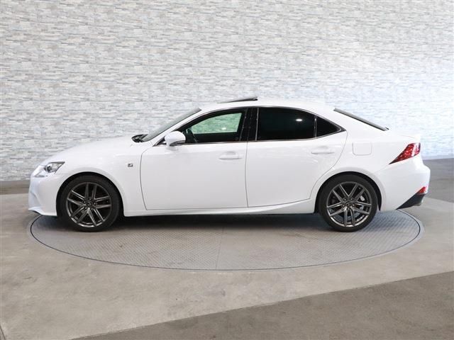 Lexus IS 2013-01 780-5