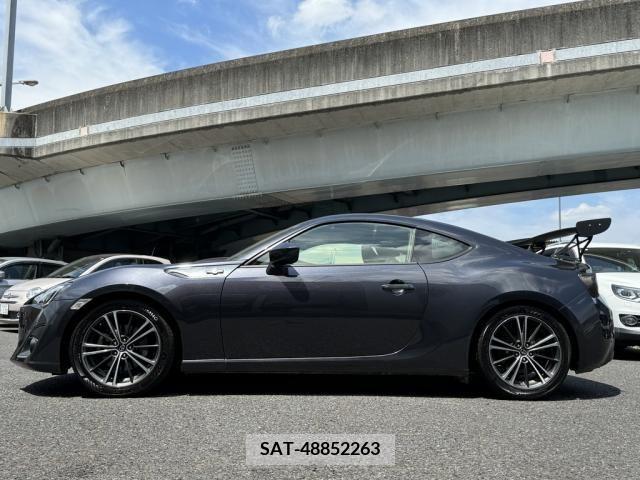 Toyota 86 2012-05 325293-9
