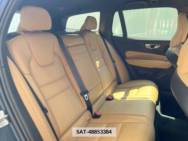Volvo V60 2021-04 384351-12