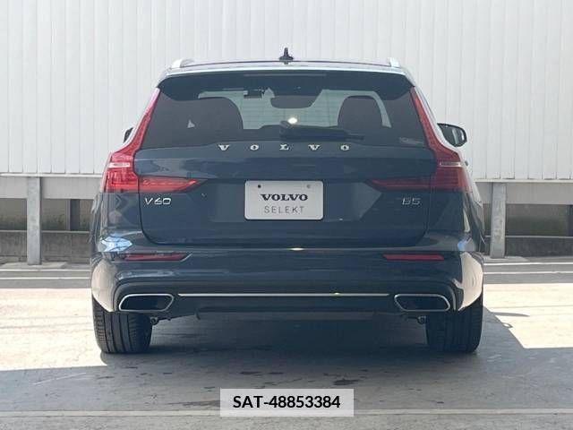 Volvo V60 2021-04 384351-19