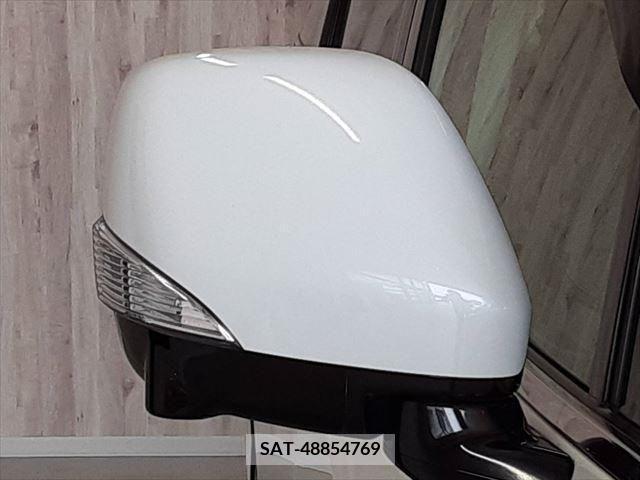 Nissan ELGRAND 2016-03 329932-29
