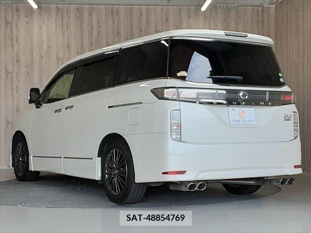 Nissan ELGRAND 2016-03 329932-22
