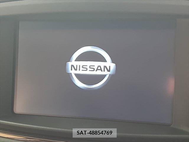 Nissan ELGRAND 2016-03 329932-2
