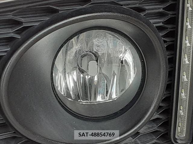 Nissan ELGRAND 2016-03 329932-26