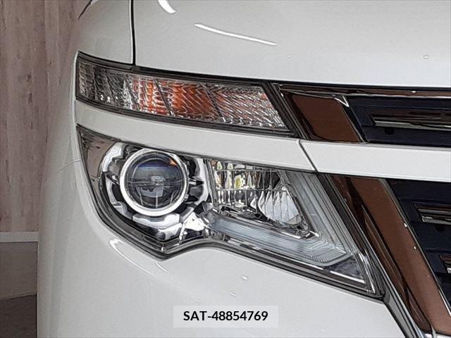 Nissan ELGRAND 2016-03 329932-25