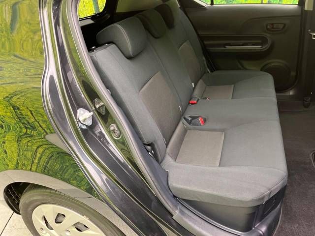 Toyota AQUA 2019-04 188613-9